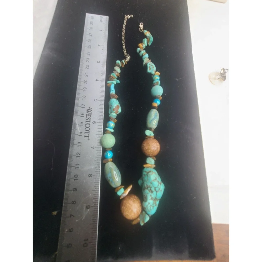 Vintage Turquoise & Wood Bead Necklace 18